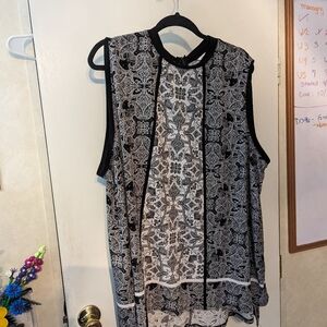 Cato 26/28 Sleeveless Blouse in Black and White Pattern